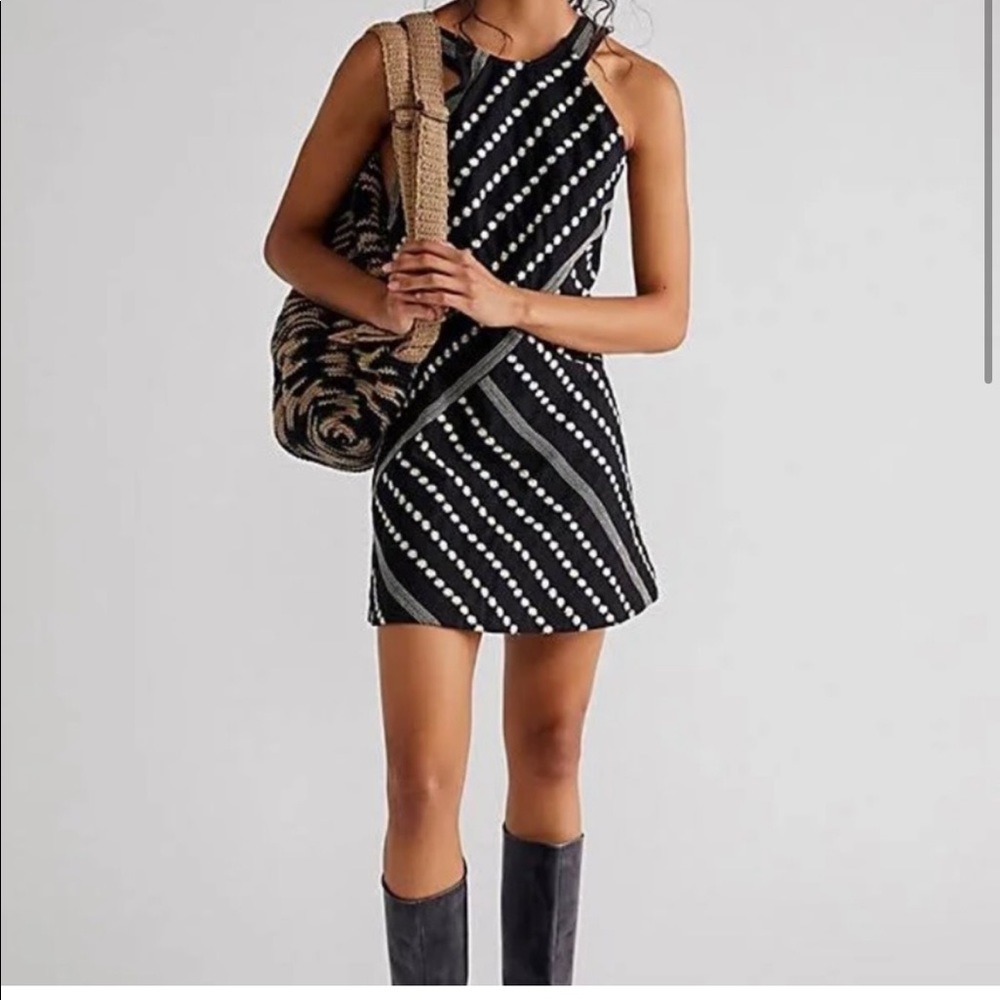 Free People.NWT Embroidered Juni dress Sz L